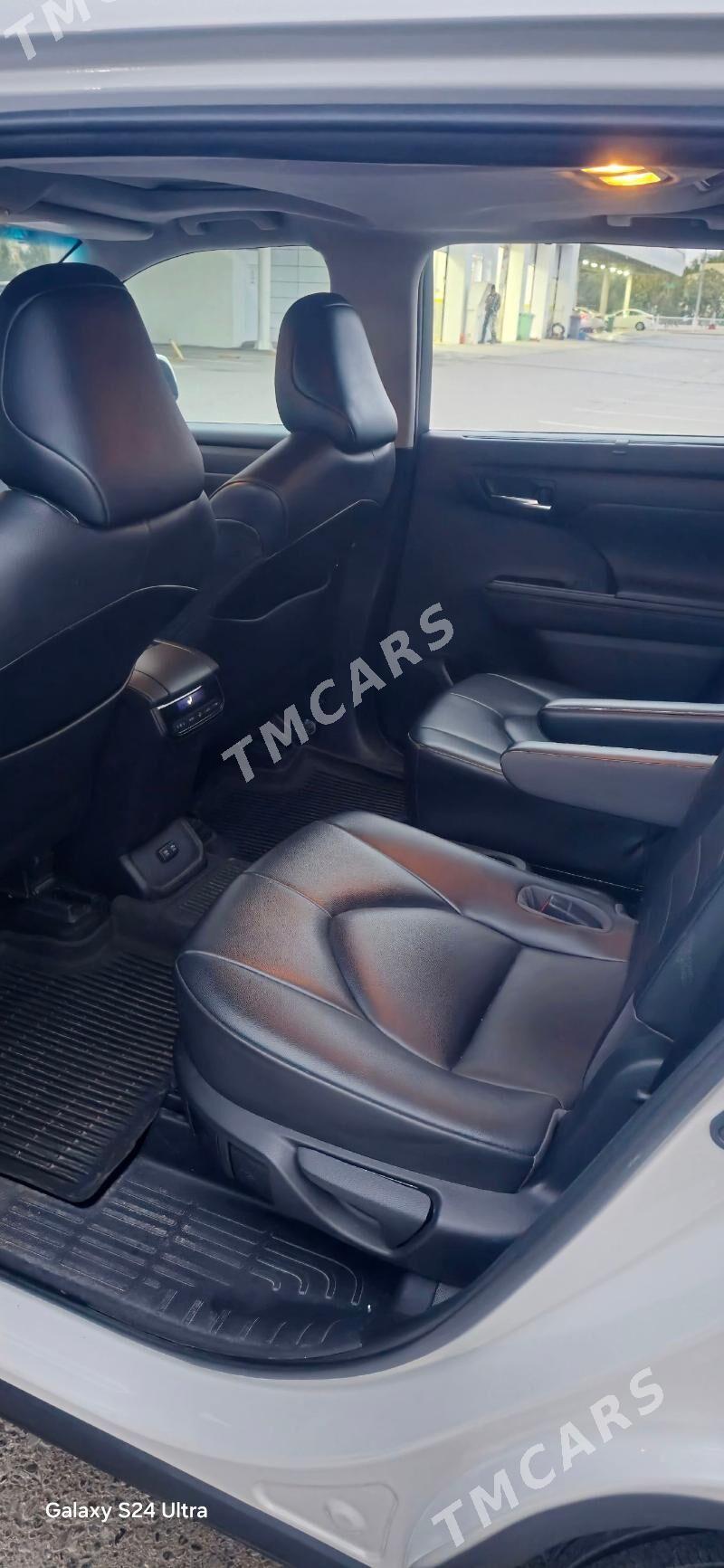 Toyota Highlander 2021 - 590 000 TMT - Aşgabat - img 8