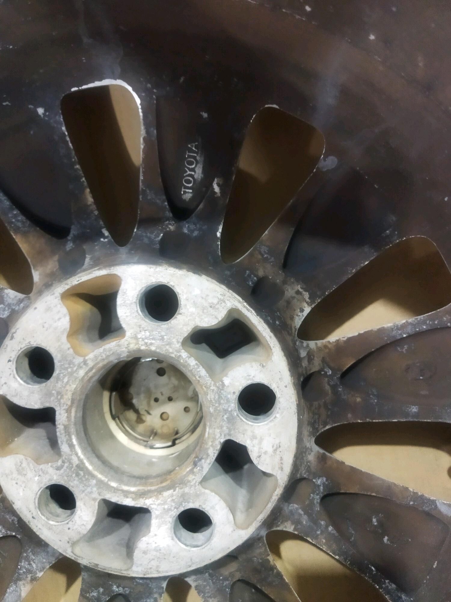 Broska diska 15 lik toyota 7 100 TMT - Мары - img 4