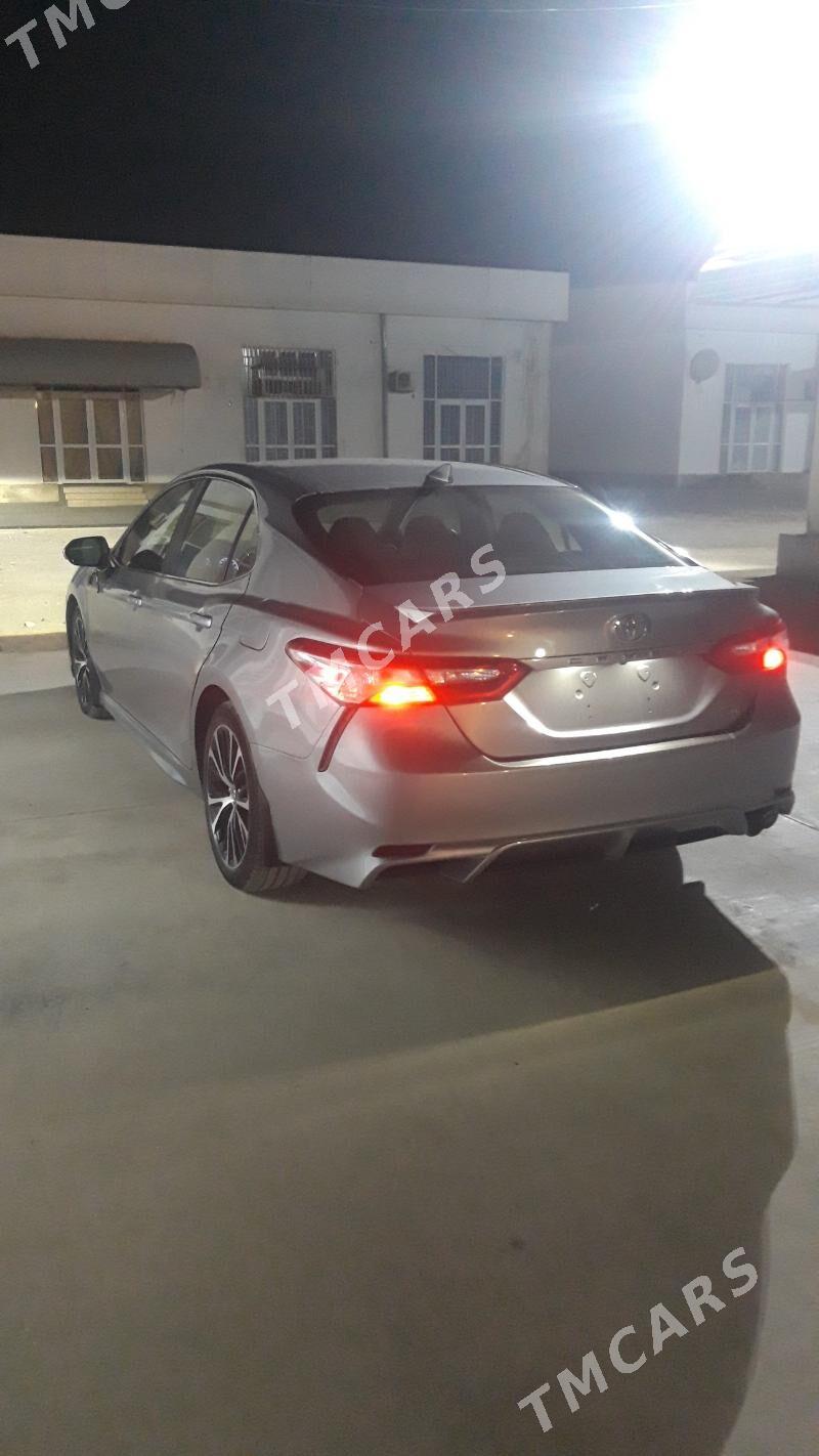 Toyota Camry 2020 - 295 000 TMT - Aşgabat - img 3