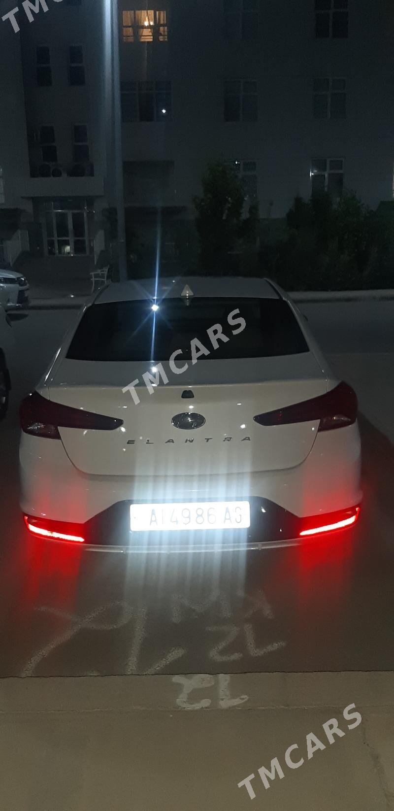 Hyundai Elantra 2020 - 205 000 TMT - Ашхабад - img 2
