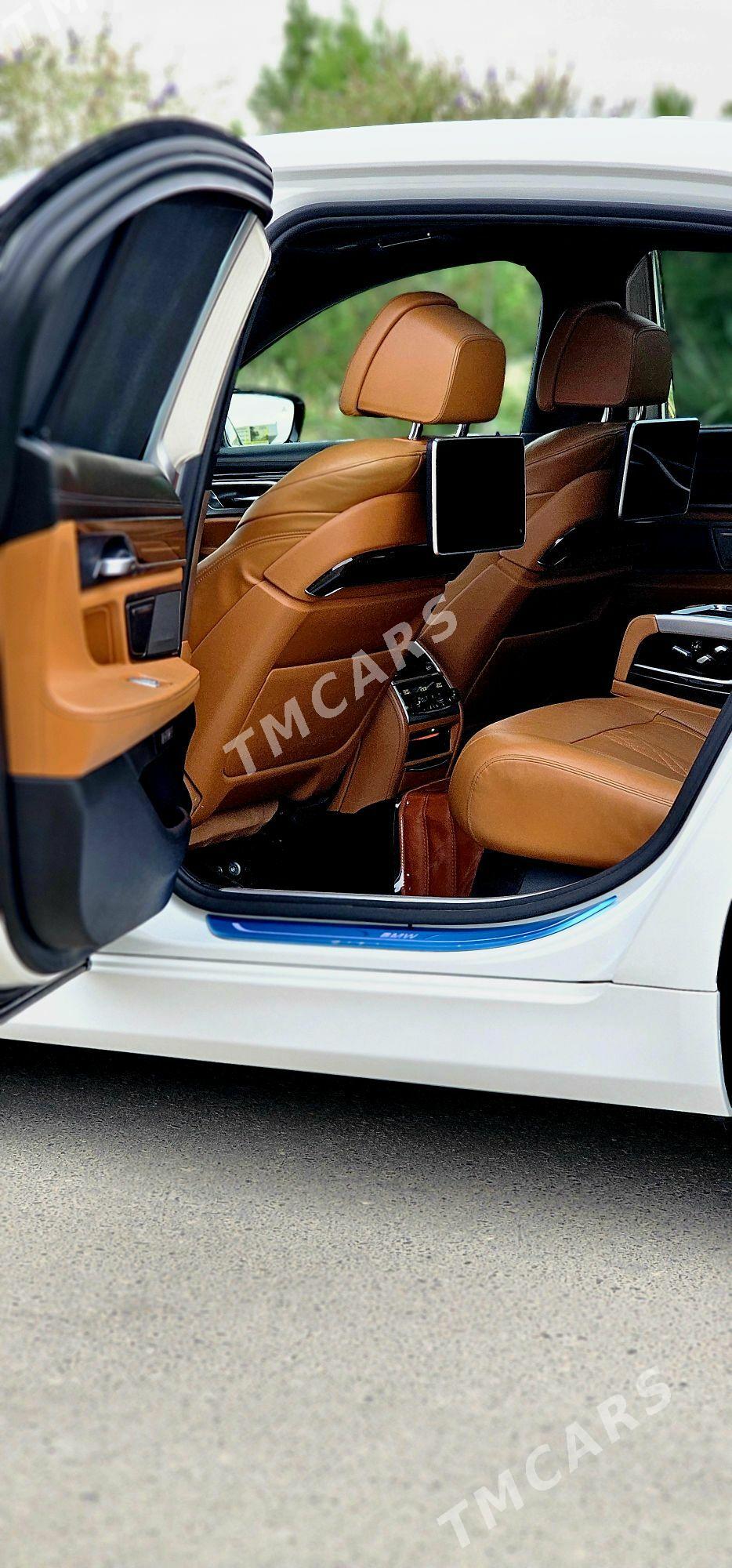 BMW 7 Series 2016 - 740 000 TMT - Aşgabat - img 4