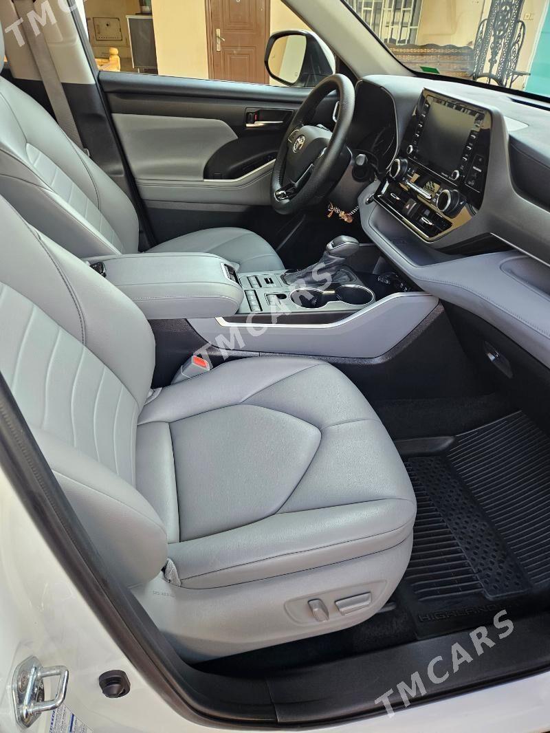 Toyota Highlander 2021 - 690 000 TMT - Köşi - img 5