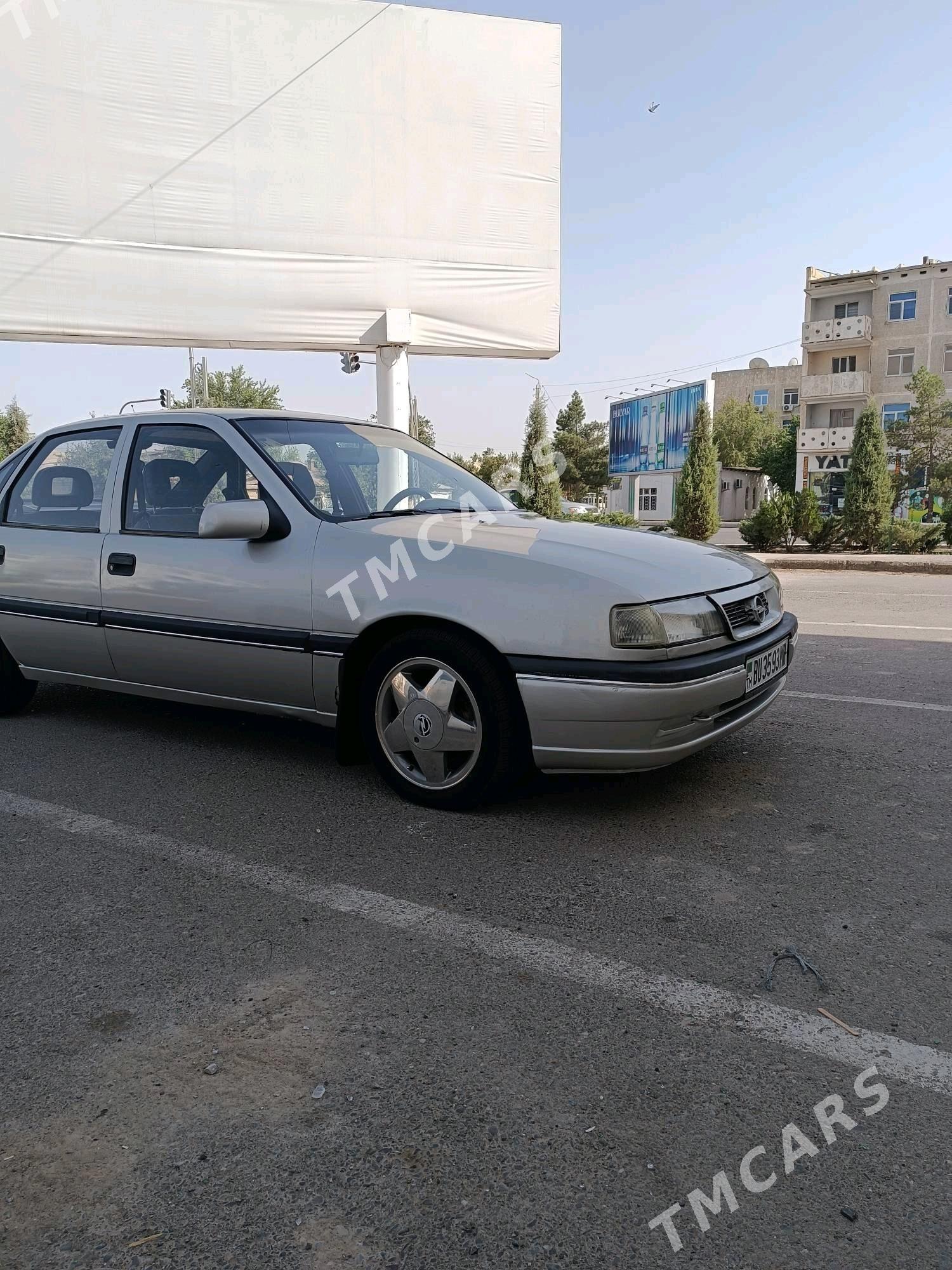 Opel Vectra 1993 - 45 000 TMT - Mary - img 2