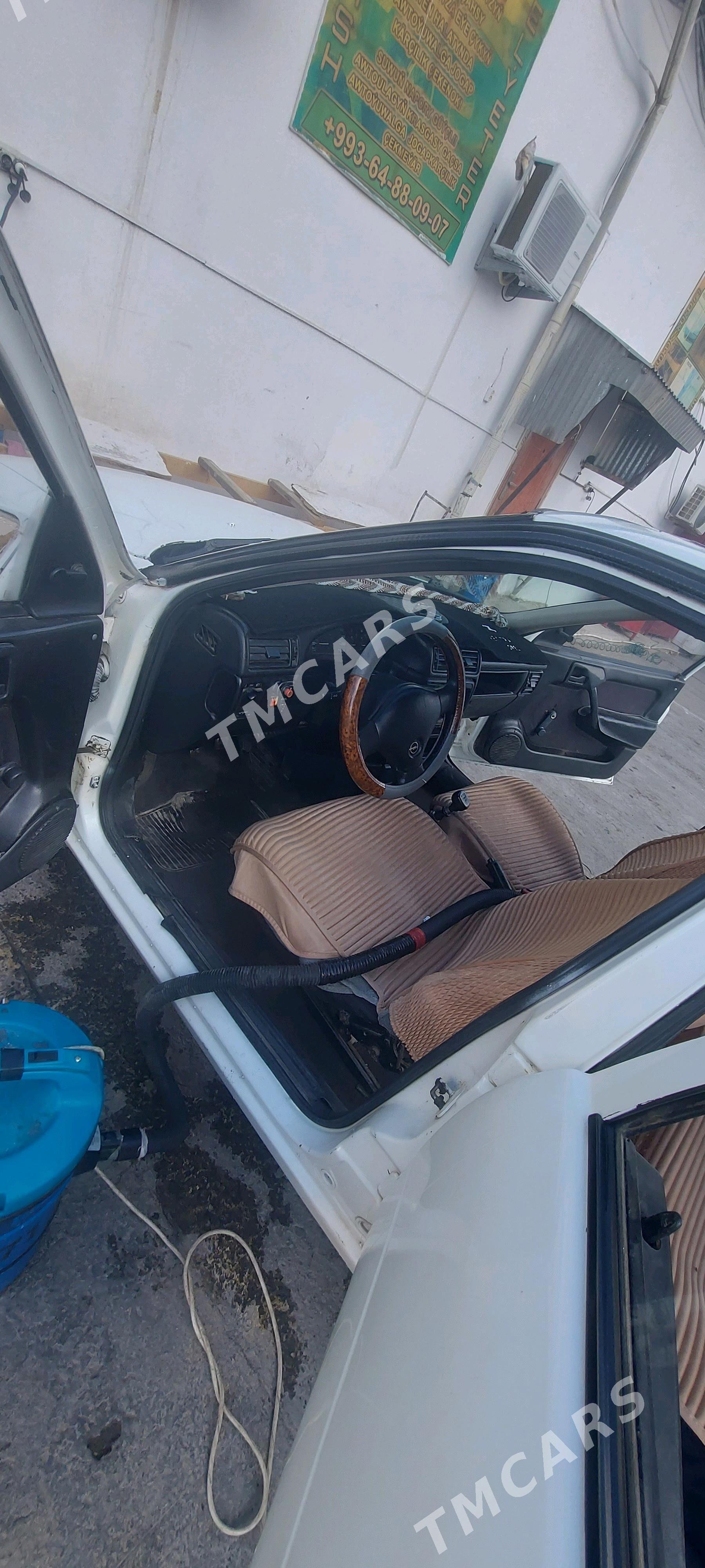 Opel Vectra 1992 - 26 000 TMT - Çärjew - img 8
