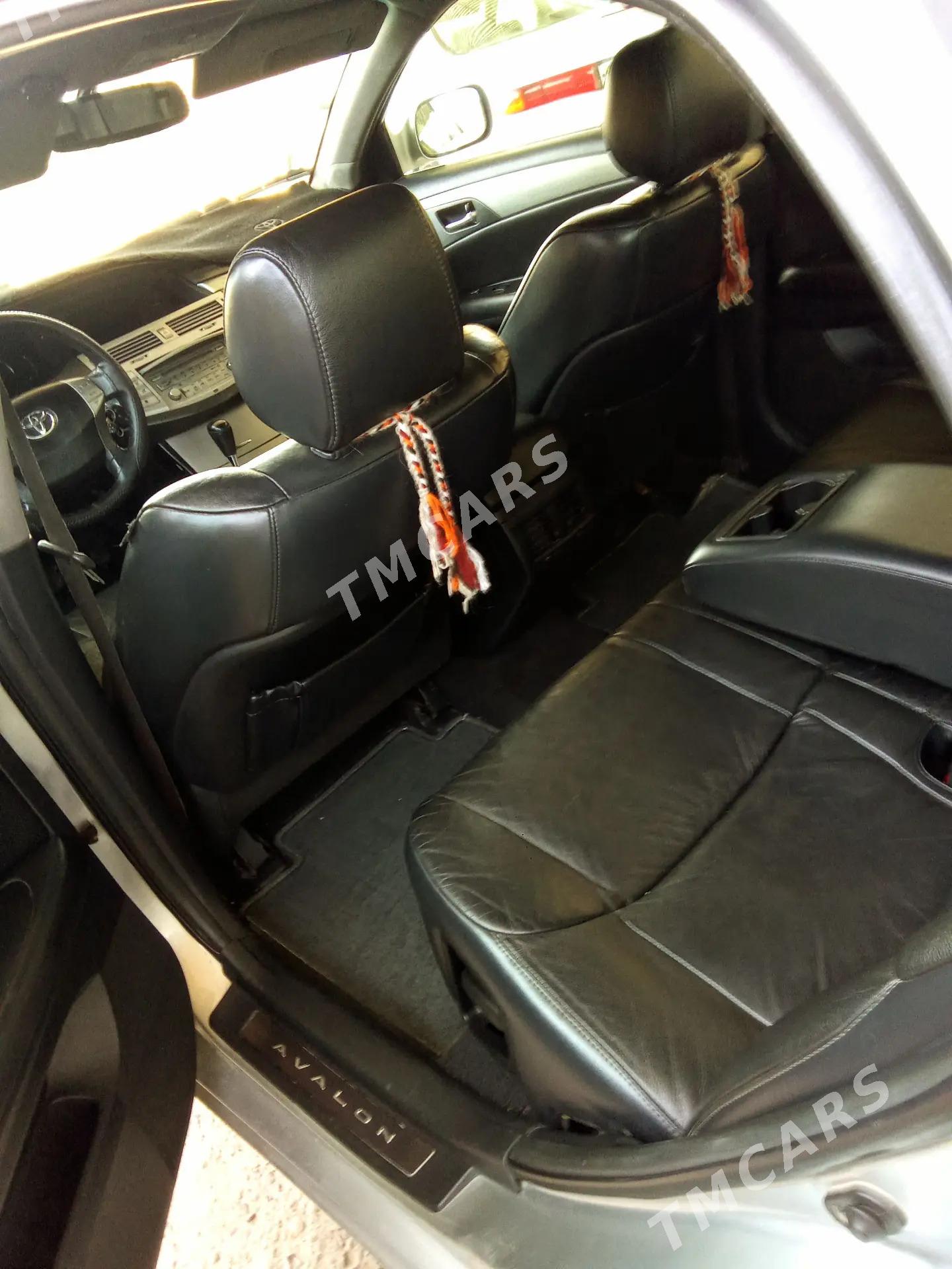 Toyota Avalon 2005 - 150 000 TMT - Mary - img 3