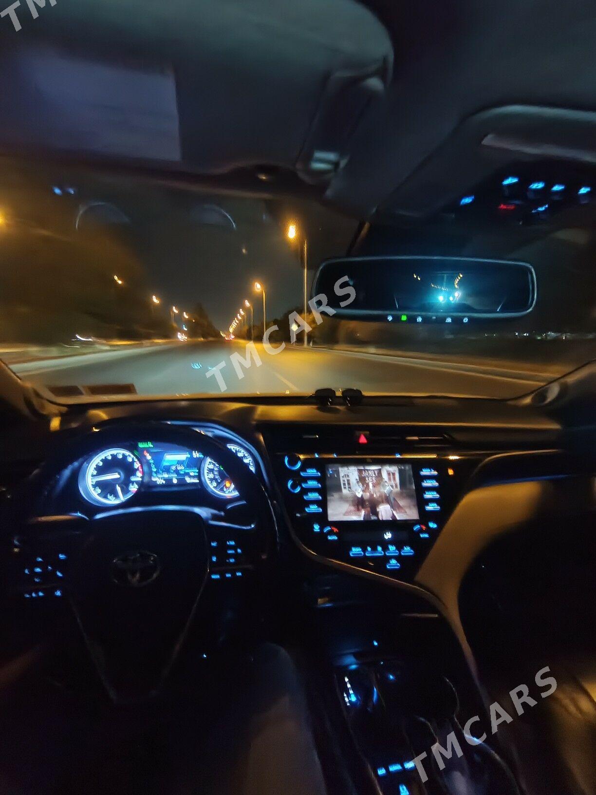 Toyota Camry 2018 - 365 000 TMT - Бузмеин ГРЭС - img 4
