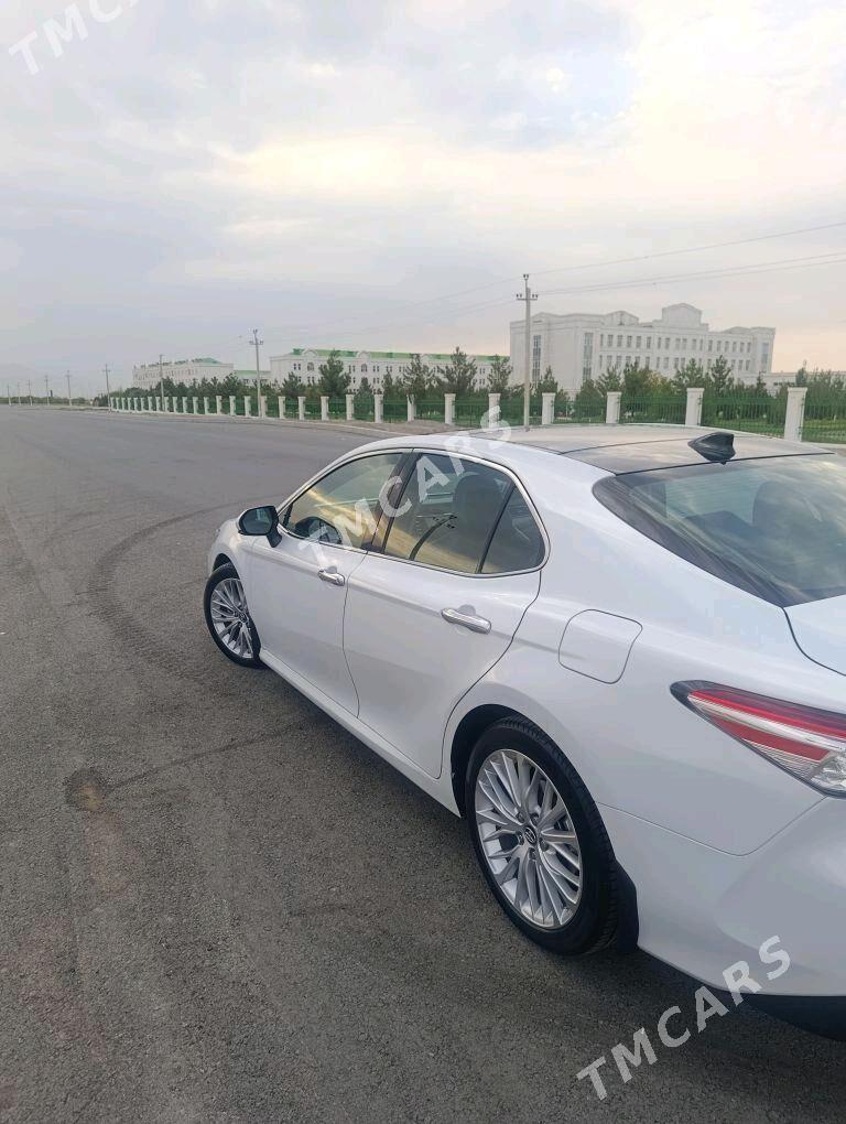 Toyota Camry 2018 - 365 000 TMT - Бузмеин ГРЭС - img 8
