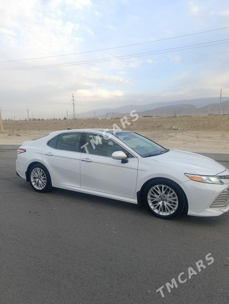 Toyota Camry 2018 - 365 000 TMT - Бузмеин ГРЭС - img 11