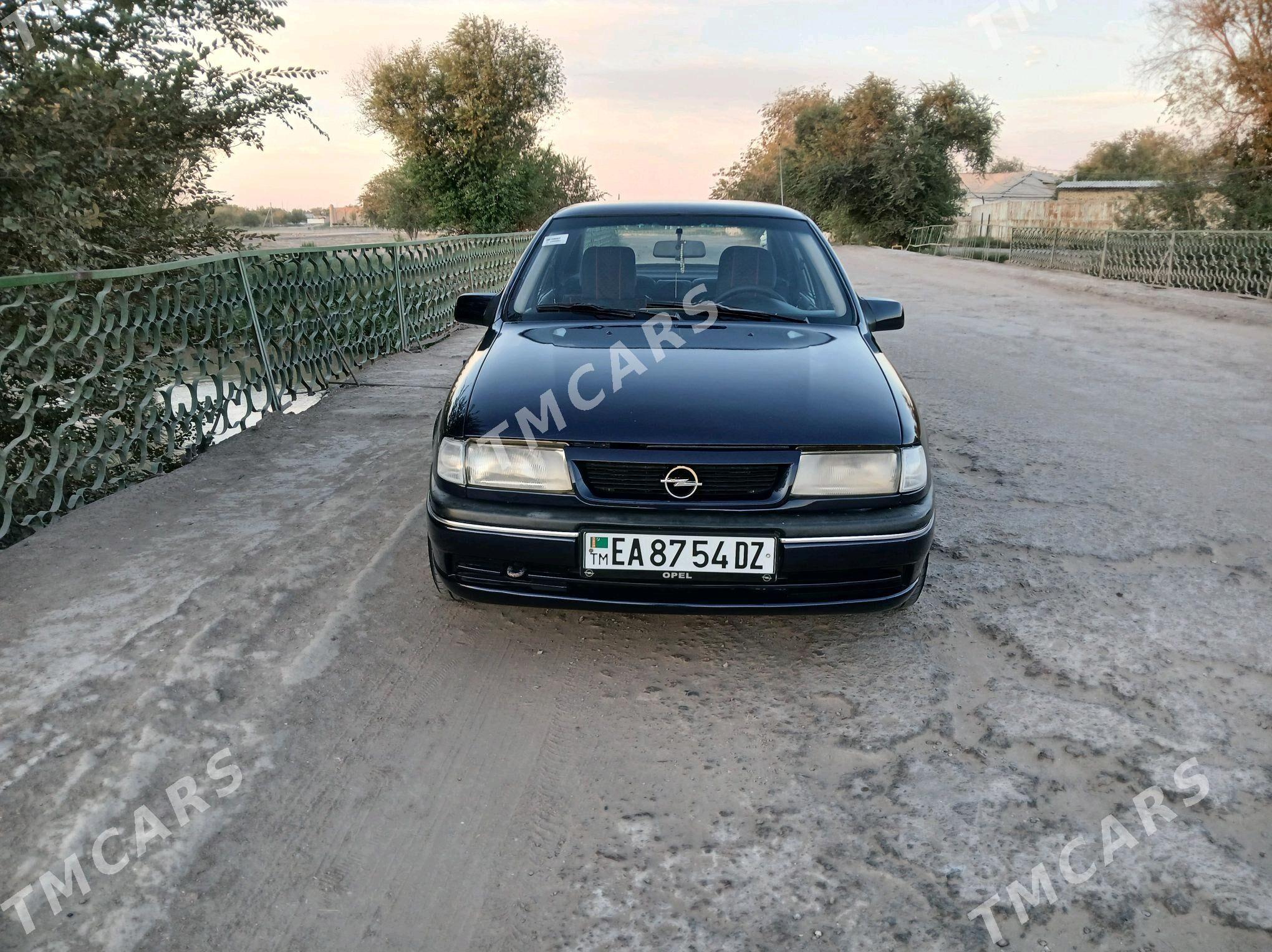 Opel Vectra 1994 - 50 000 TMT - Кёнеургенч - img 4