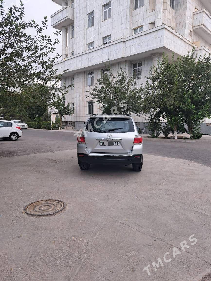 Toyota Highlander 2011 - 310 000 TMT - Ашхабад - img 5