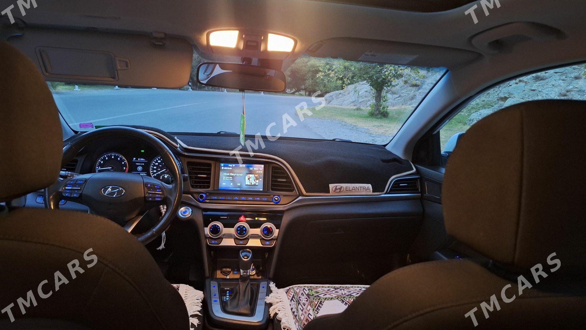 Hyundai Elantra 2020 - 250 000 TMT - Ашхабад - img 3
