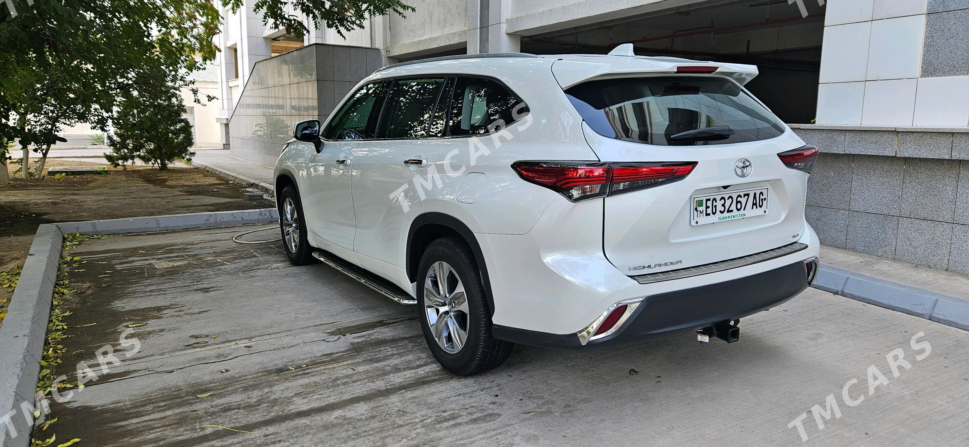Toyota Highlander 2022 - 620 000 TMT - Aşgabat - img 3