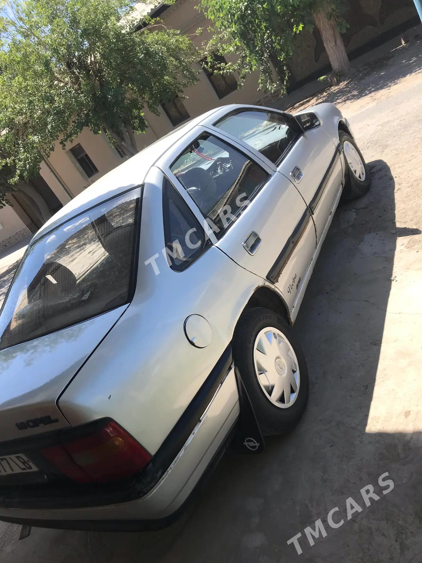 Opel Vectra 1990 - 22 000 TMT - Туркменабат - img 3