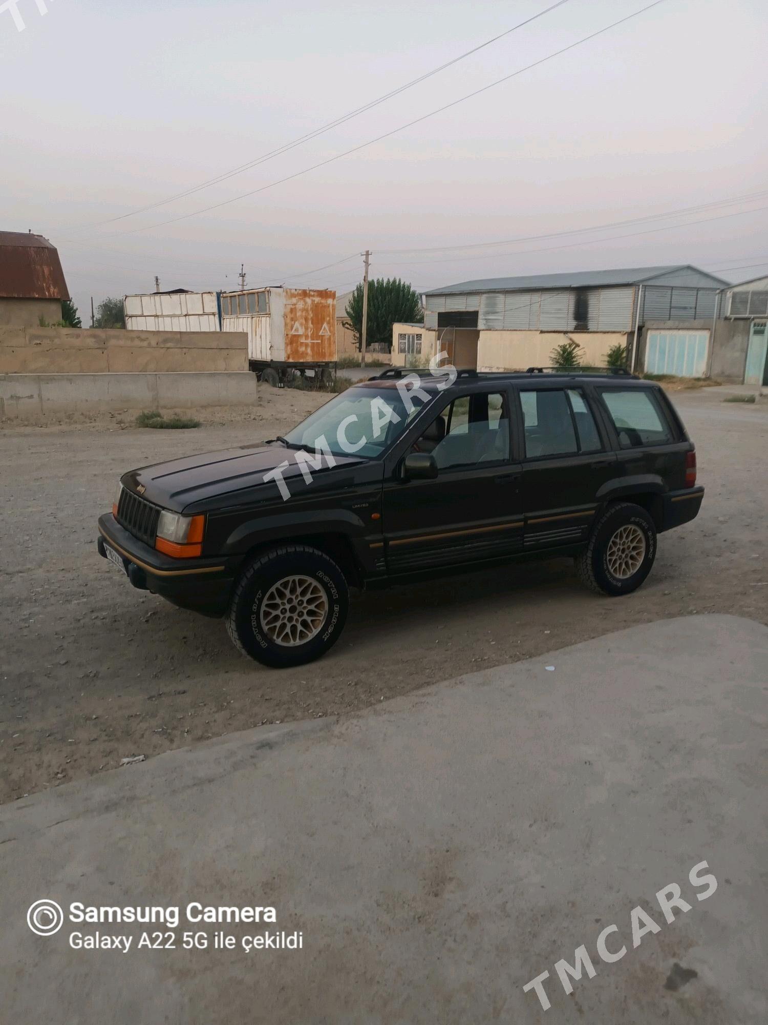 Jeep Grand Cherokee 1995 - 36 000 TMT - Bäherden - img 2