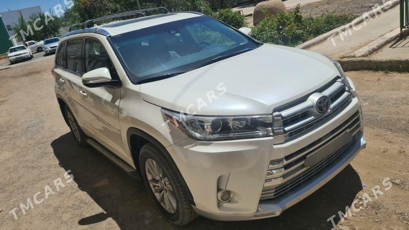 Toyota Highlander 2017 - 390 000 TMT - Мары - img 3