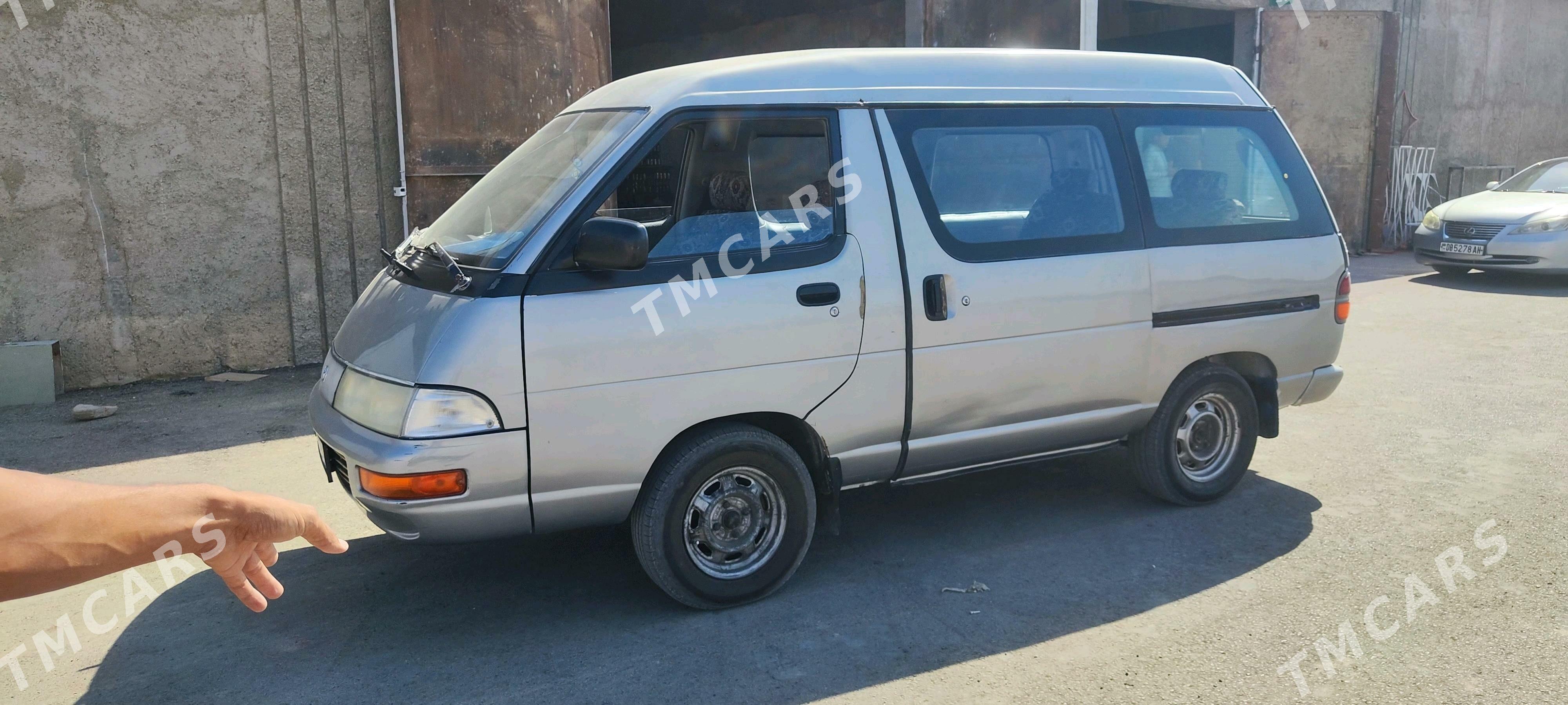 Toyota Town Ace 1993 - 40 000 TMT - Мары - img 2