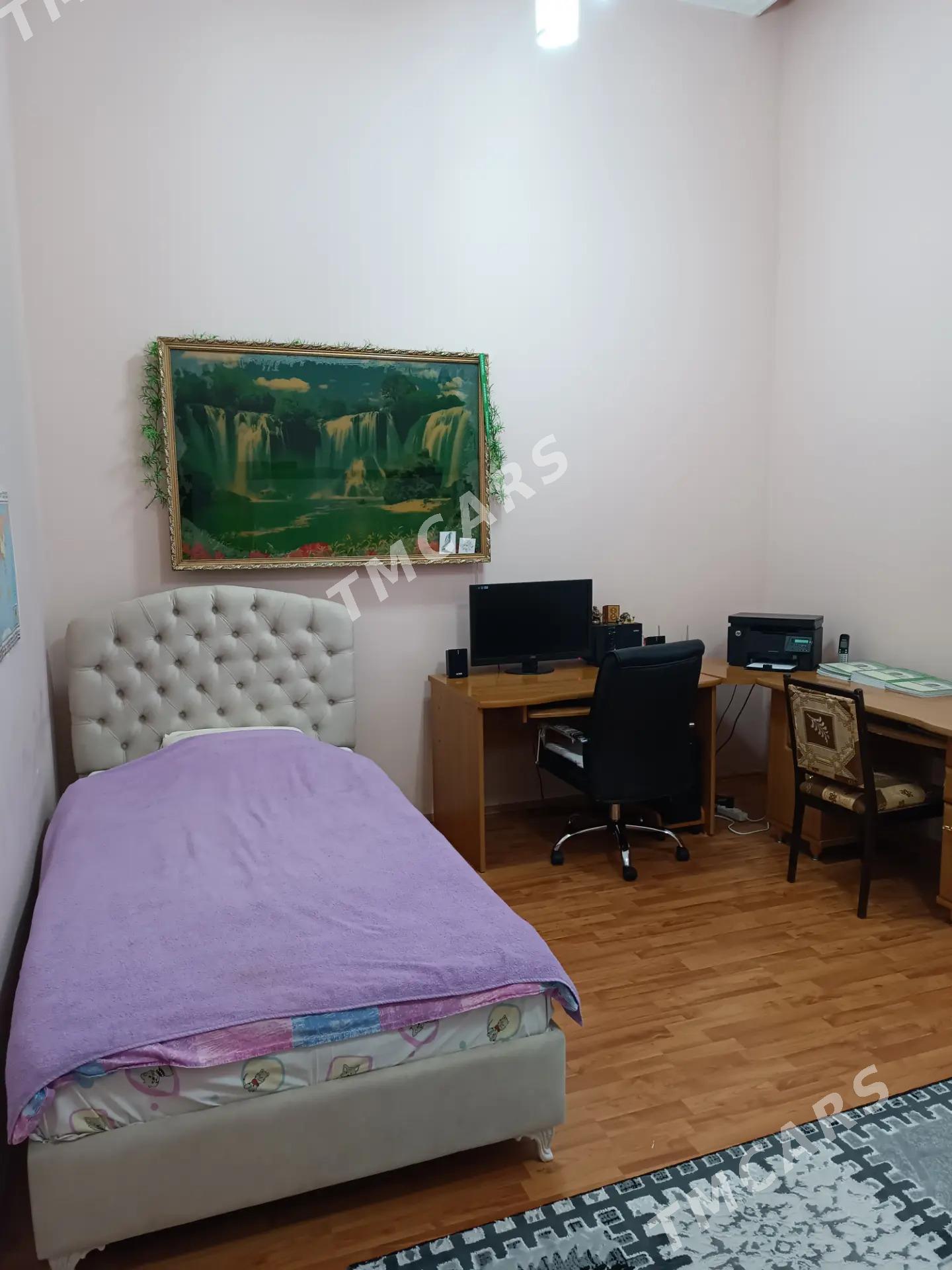 Podwoyskiý 4 komnat - Podwoýski köç. (Bitarap Türkmenistan şaýoly) - img 7