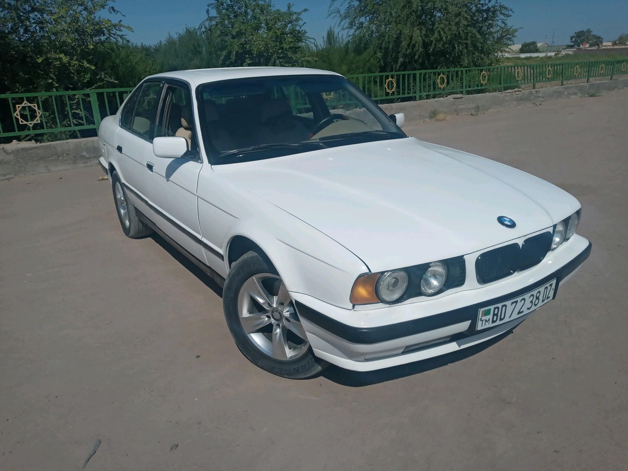 BMW 520 1991 - 45 000 TMT - Кёнеургенч - img 2