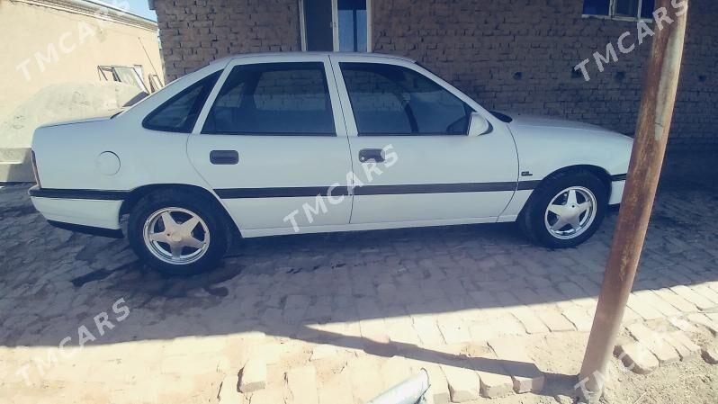 Opel Vectra 1991 - 44 000 TMT - Гороглы (Тагта) - img 5