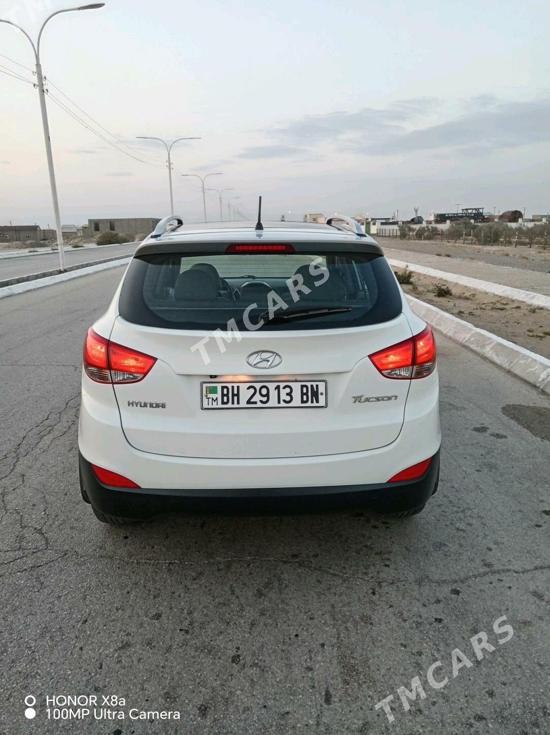 Hyundai Tucson 2011 - 170 000 TMT - Гумдаг - img 2