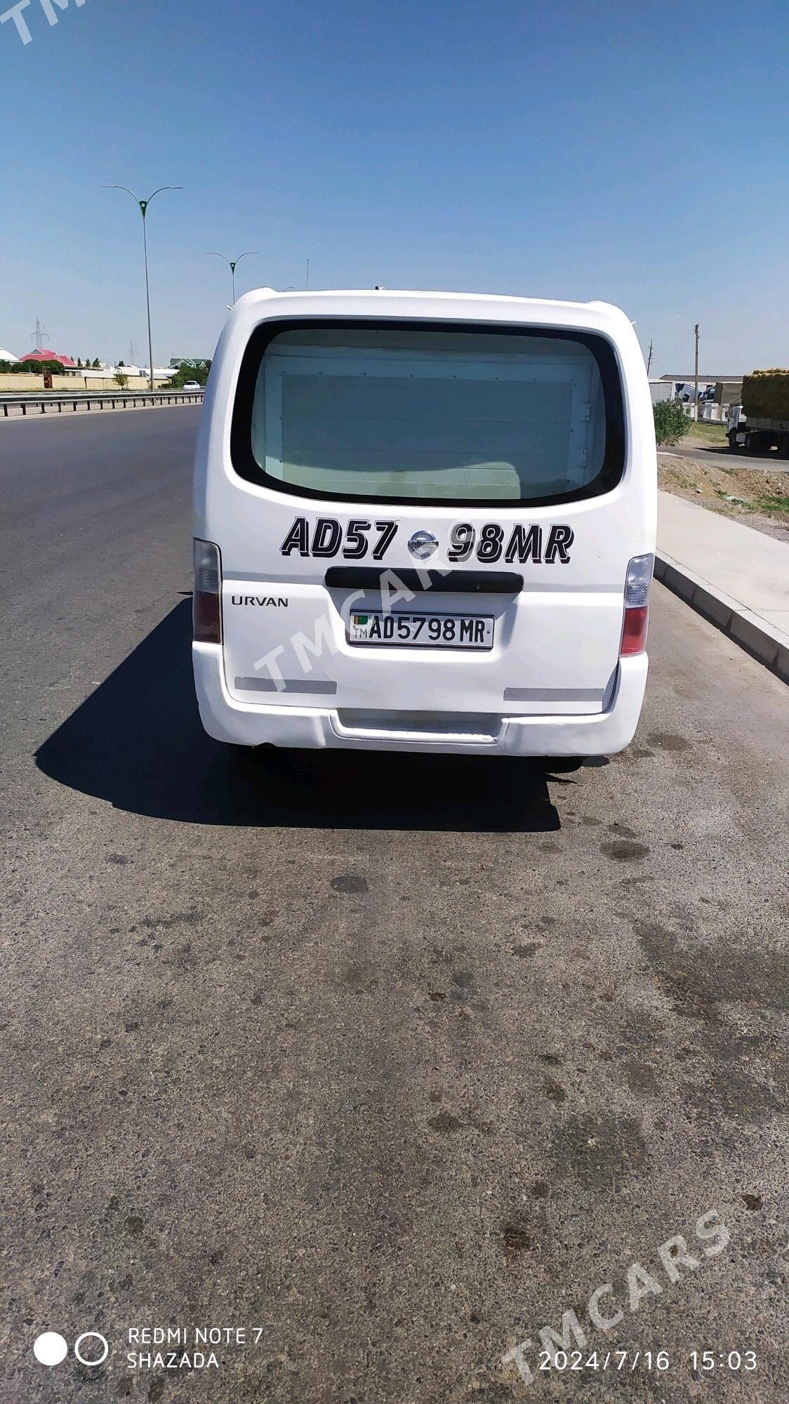 Nissan Urvan 2007 - 125 000 TMT - Мары - img 3