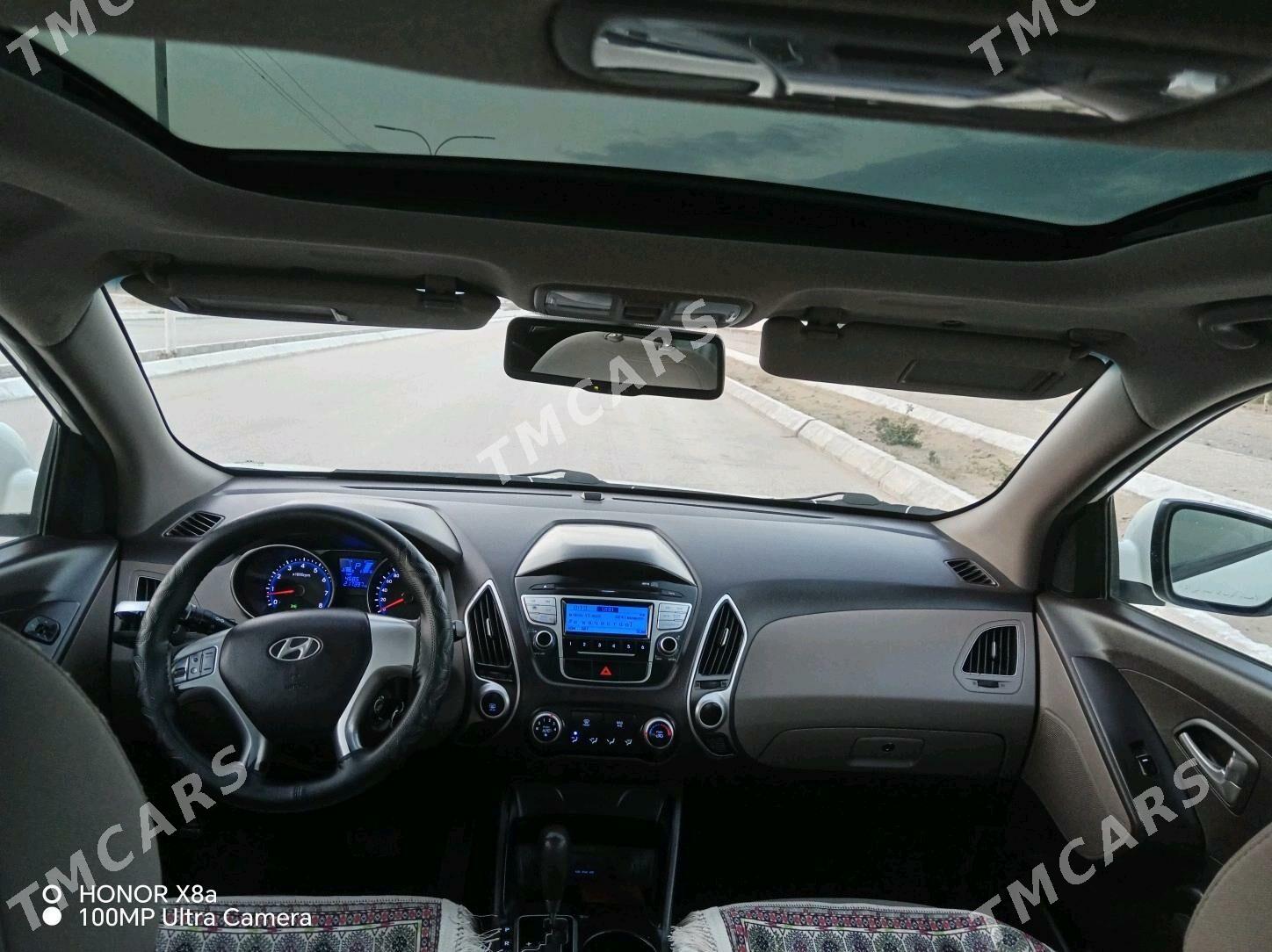 Hyundai Tucson 2011 - 170 000 TMT - Гумдаг - img 7