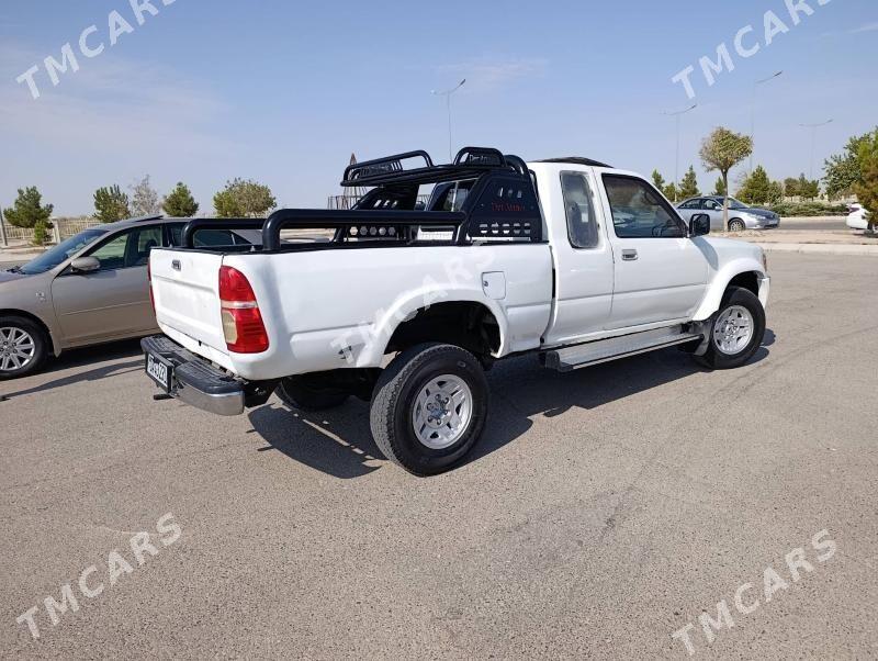 Toyota Hilux 1992 - 110 000 TMT - Туркменабат - img 4