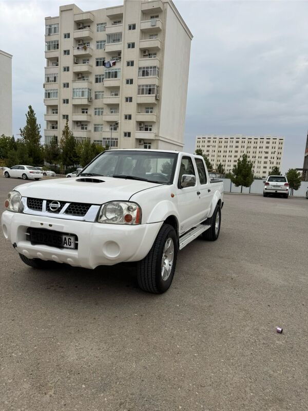 Nissan Navara 2006 - 89 000 TMT - Aşgabat - img 4