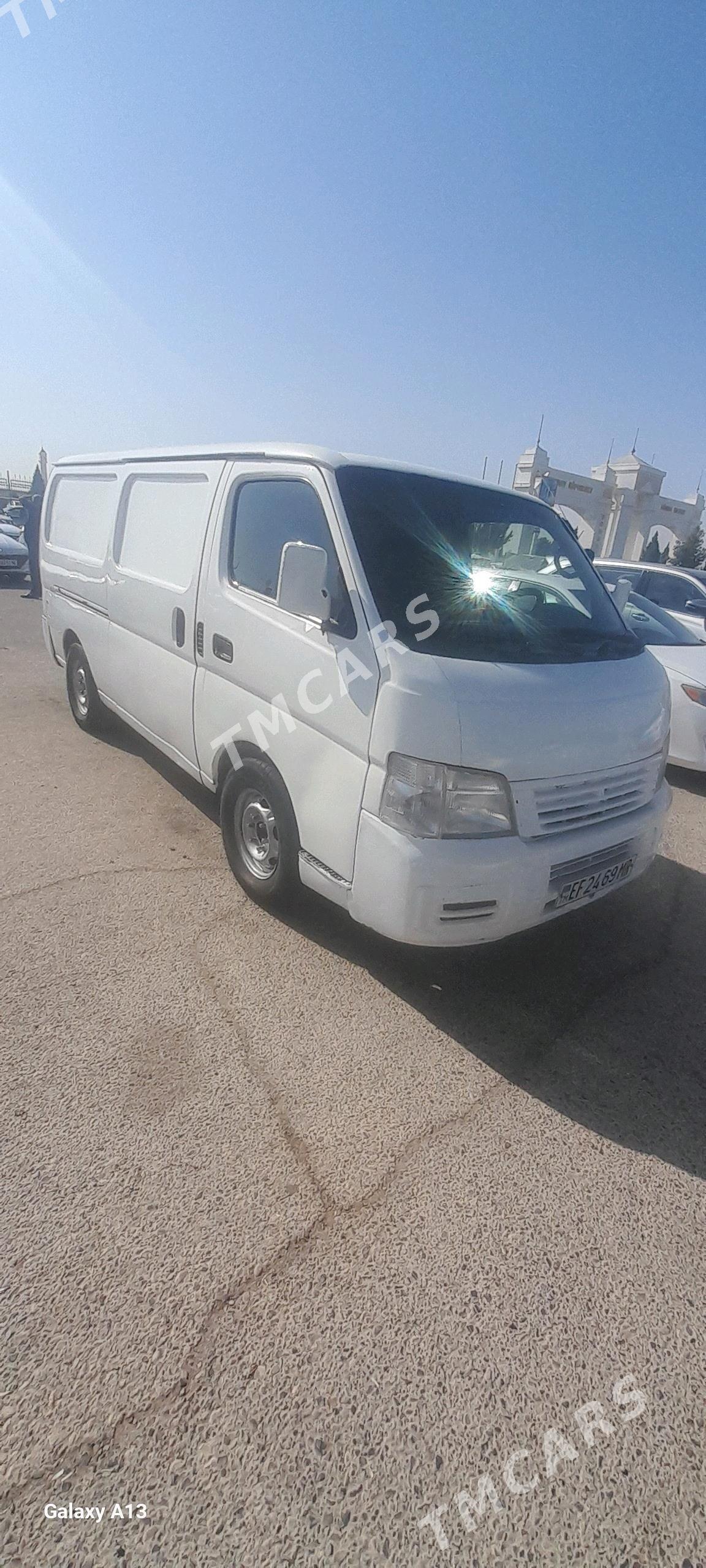 Nissan Urvan 2004 - 96 000 TMT - Мары - img 2