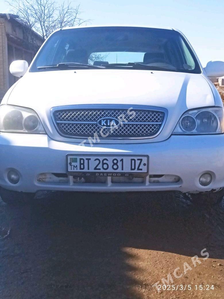 Kia Carnival 2004 - 60 000 TMT - Гурбансолтан Едже - img 2