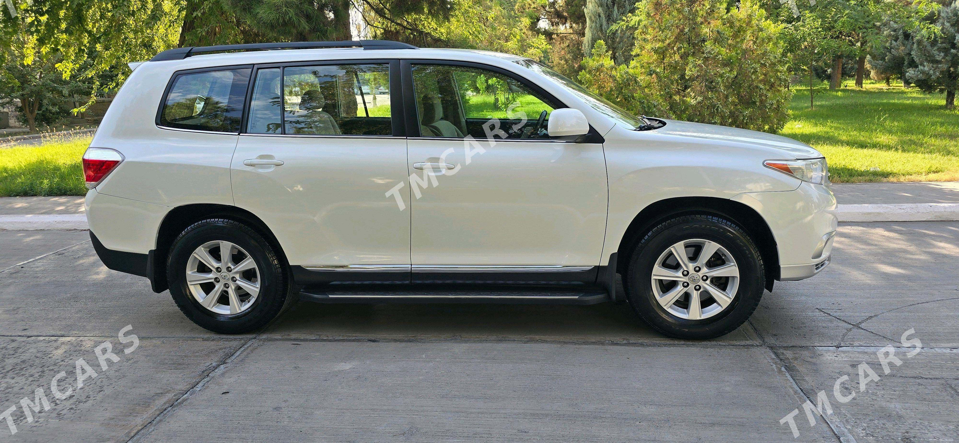 Toyota Highlander 2012 - 290 000 TMT - Векильбазар - img 4