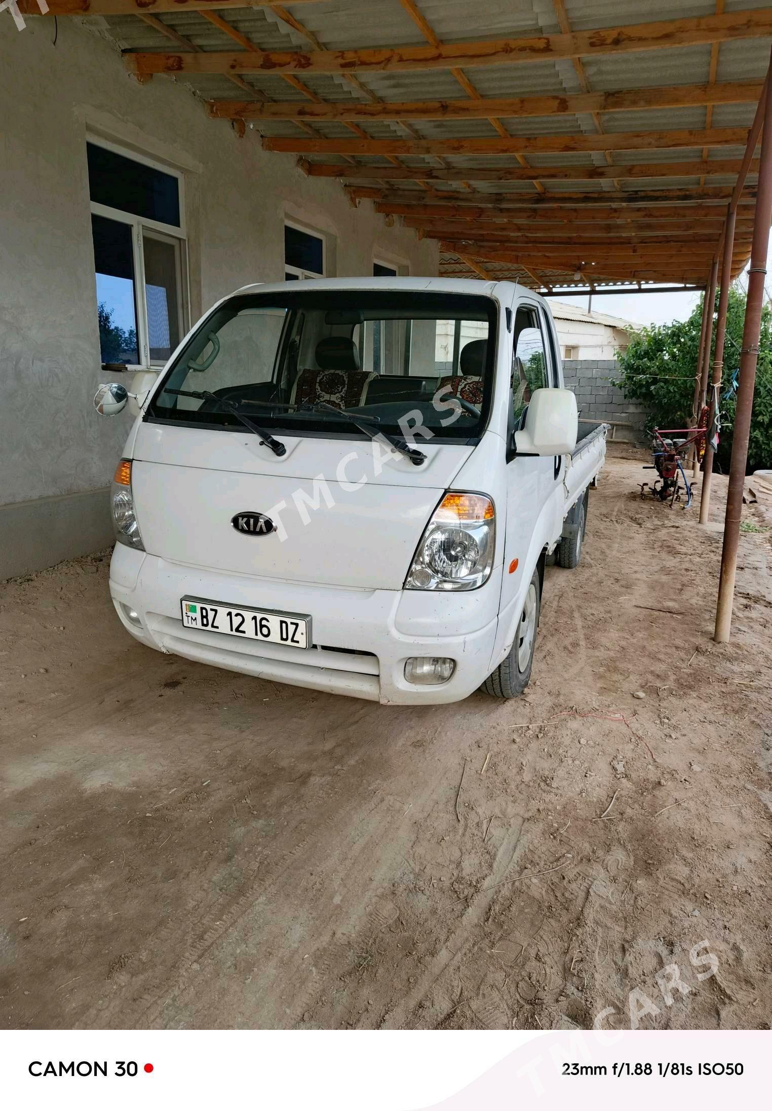 Kia Bongo 2008 - 160 000 TMT - Daşoguz - img 2