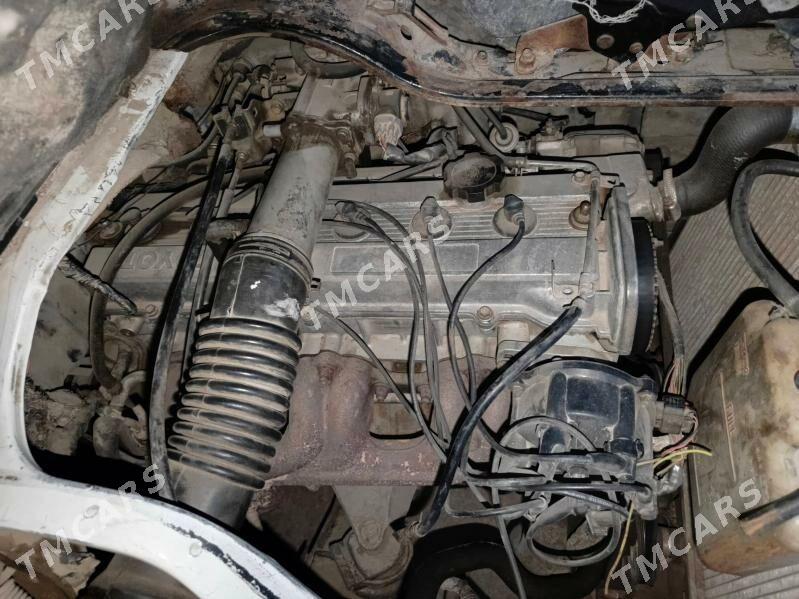Toyota Hiace 2002 - 60 000 TMT - Туркменабат - img 7