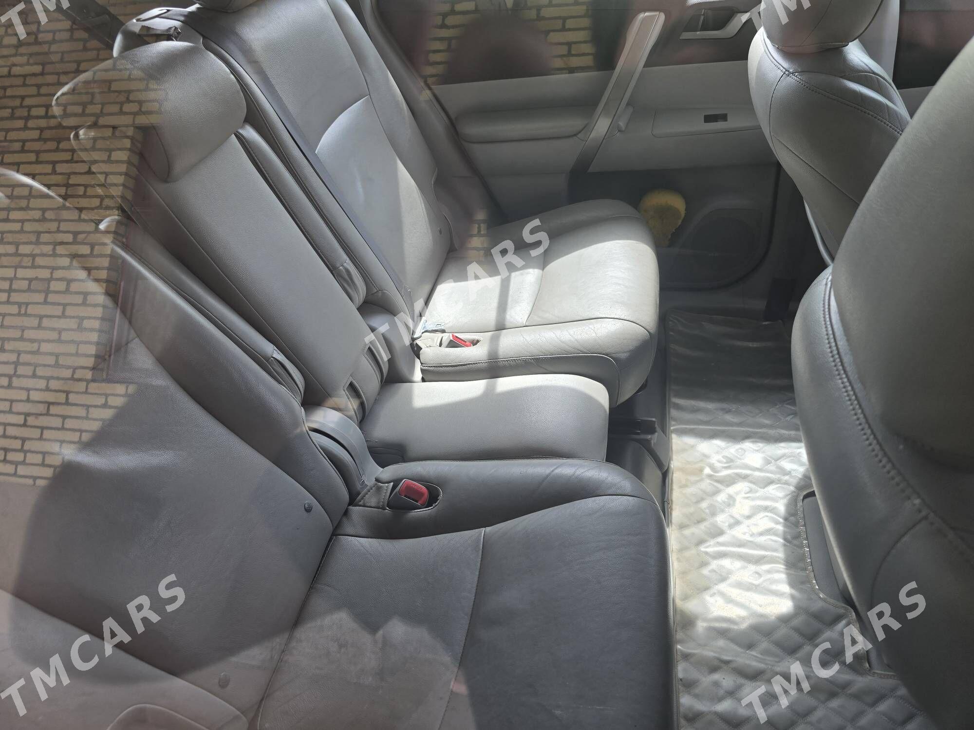 Toyota Highlander 2009 - 260 000 TMT - Ашхабад - img 4