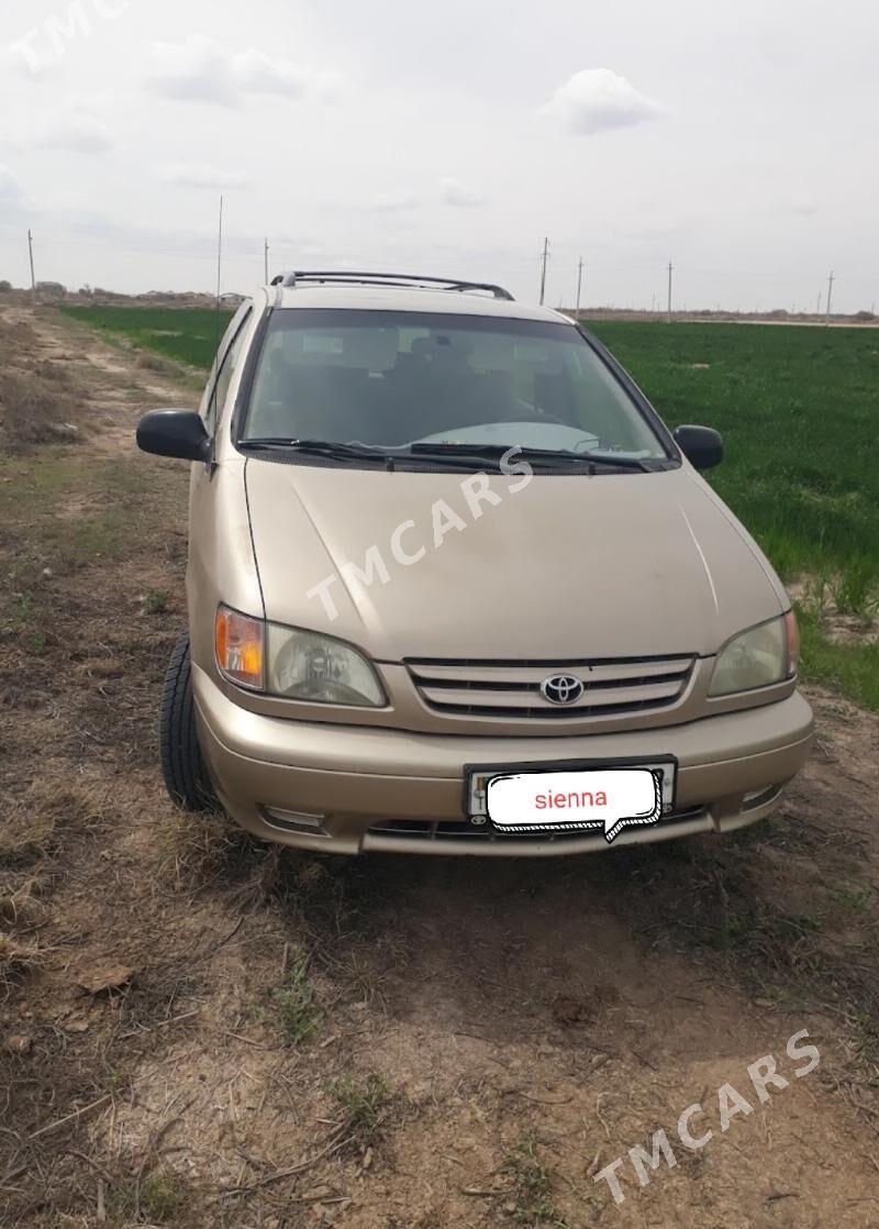 Toyota Sienna 2002 - 150 000 TMT - Farap - img 6