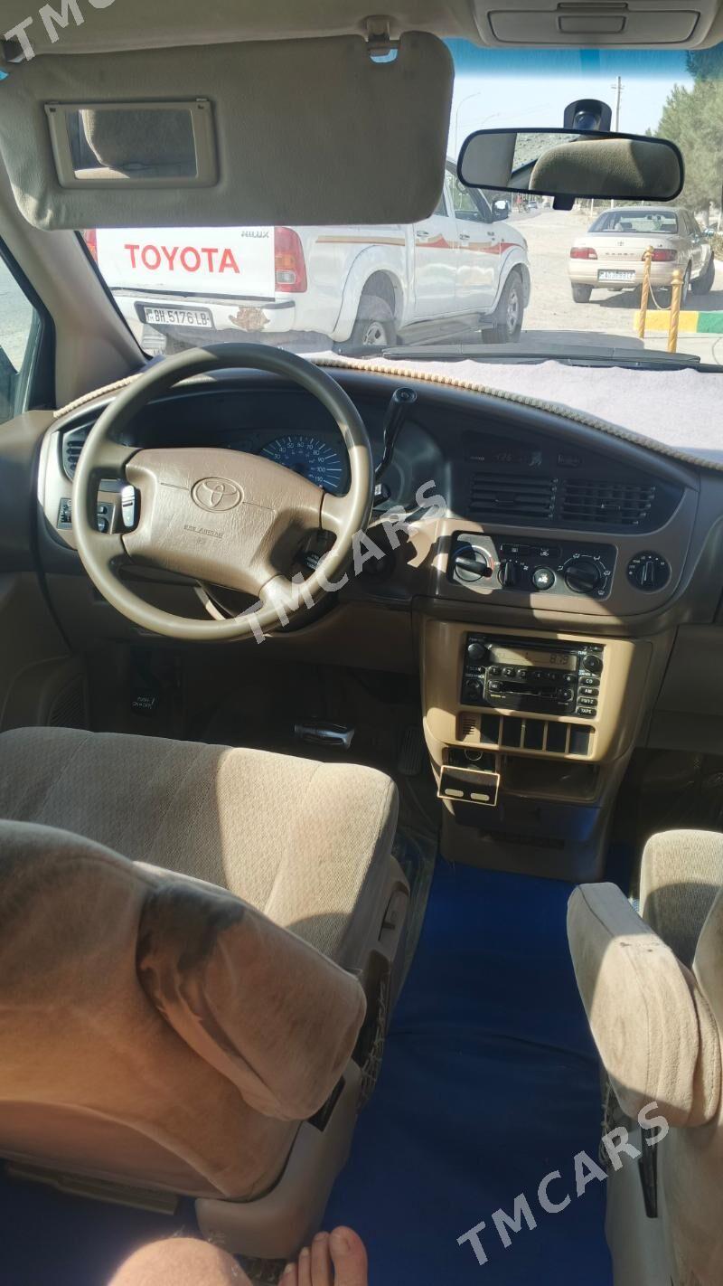 Toyota Sienna 2002 - 150 000 TMT - Farap - img 5