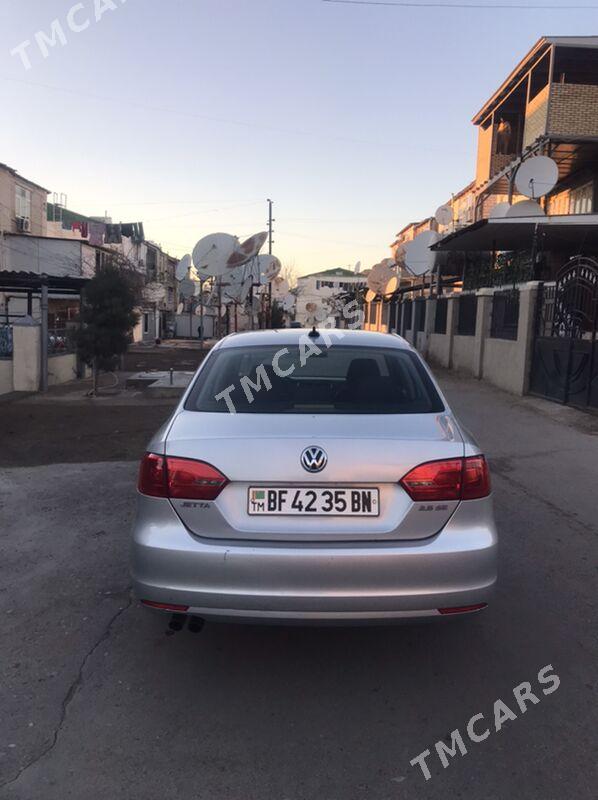 Volkswagen Jetta 2011 - 125 000 TMT - Türkmenbaşy - img 4