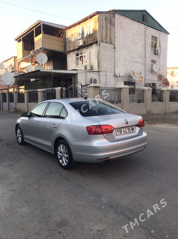 Volkswagen Jetta 2011 - 125 000 TMT - Türkmenbaşy - img 3