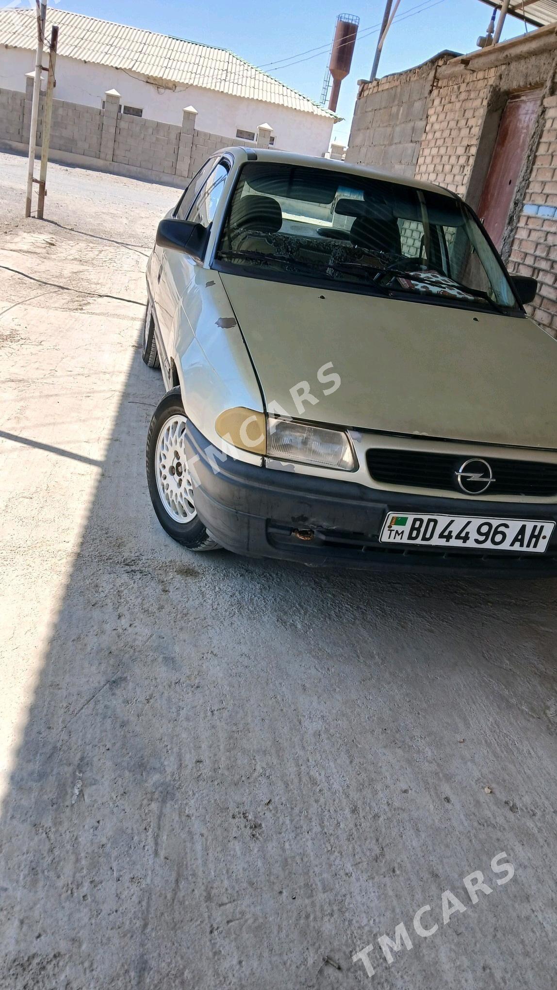 Opel Astra 1993 - 40 000 TMT - Ak bugdaý etraby - img 3