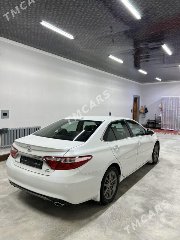 Toyota Camry 2017 - 300 000 TMT - Дашогуз - img 4