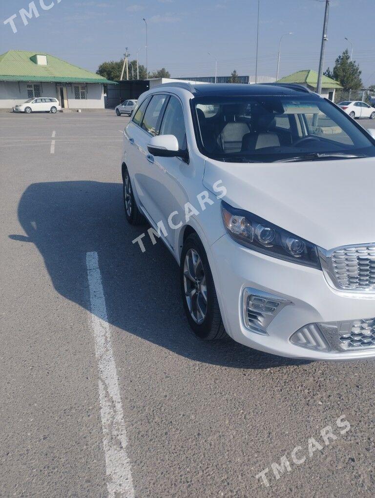 Kia Sorento 2020 - 300 000 TMT - Бедев - img 5