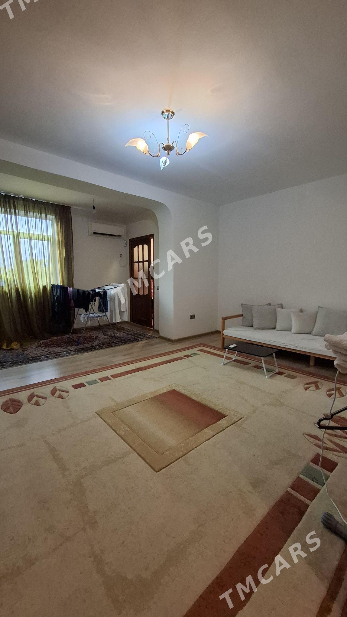 ŞEWÇENKO  5/4 ETAJ.  2 KOMNAT - Aşgabat - img 2