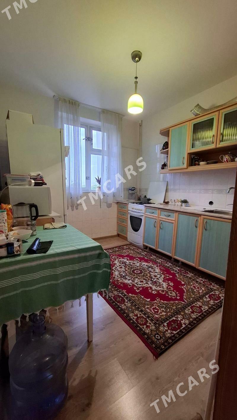 ŞEWÇENKO  5/4 ETAJ.  2 KOMNAT - Aşgabat - img 3