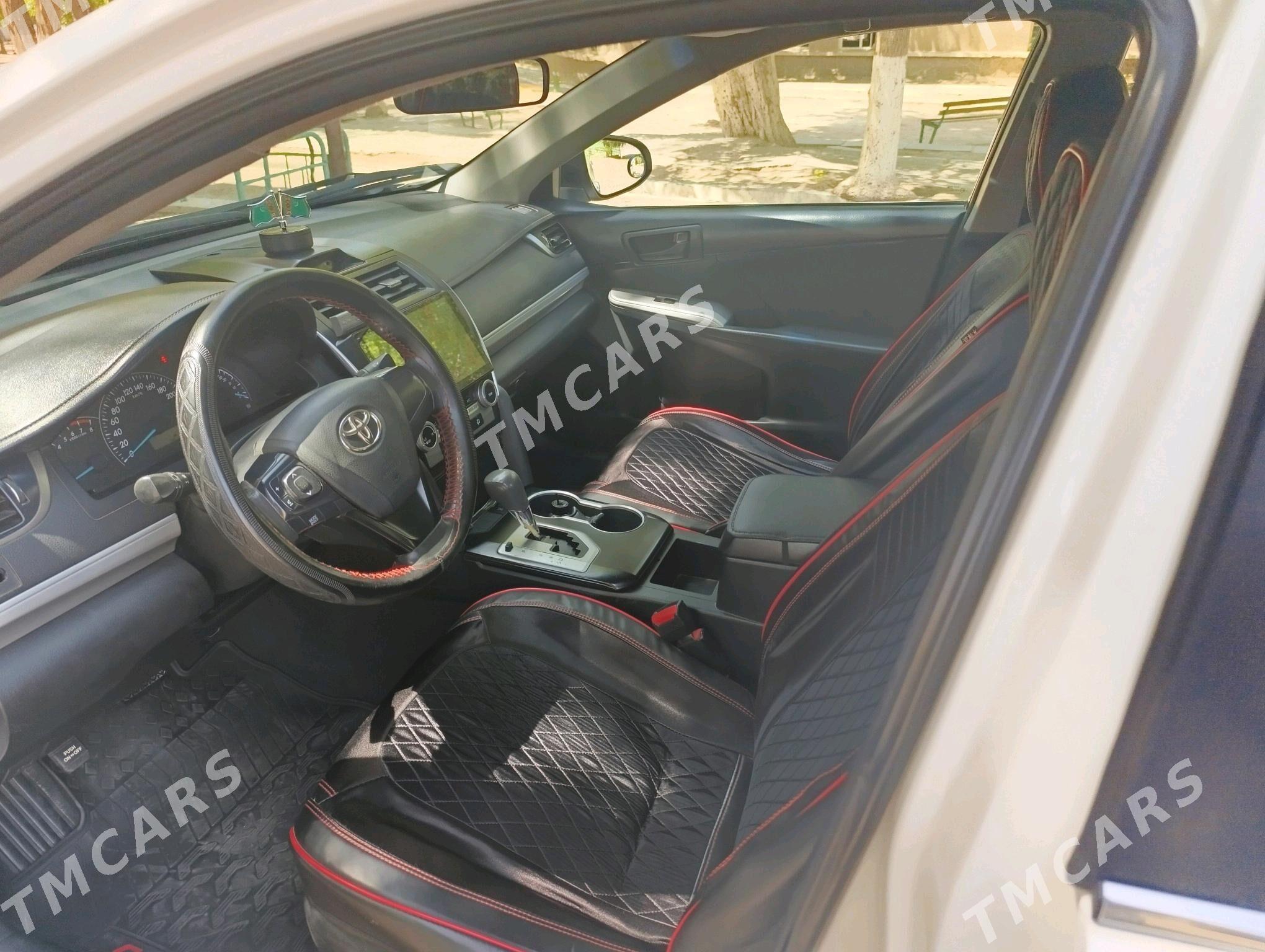 Toyota Camry 2017 - 240 000 TMT - Kaka - img 3