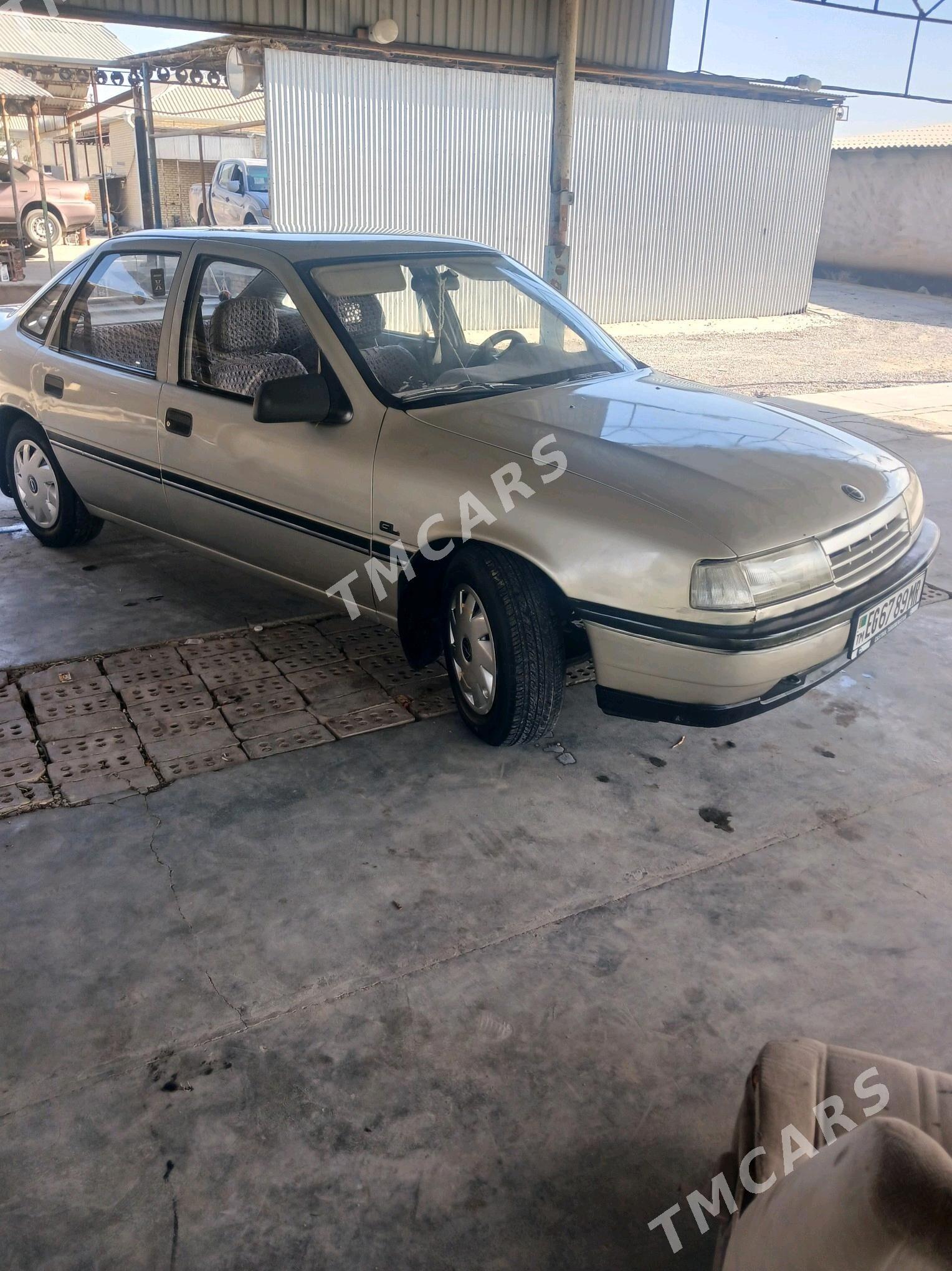 Opel Vectra 1992 - 33 000 TMT - Murgap - img 2