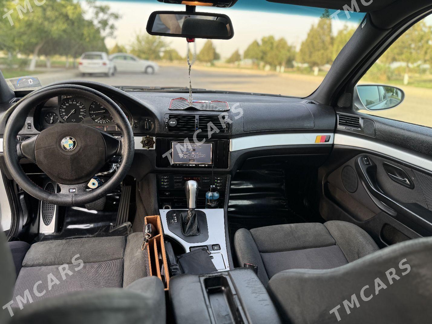 BMW E39 2001 - 135 000 TMT - Bäherden - img 4