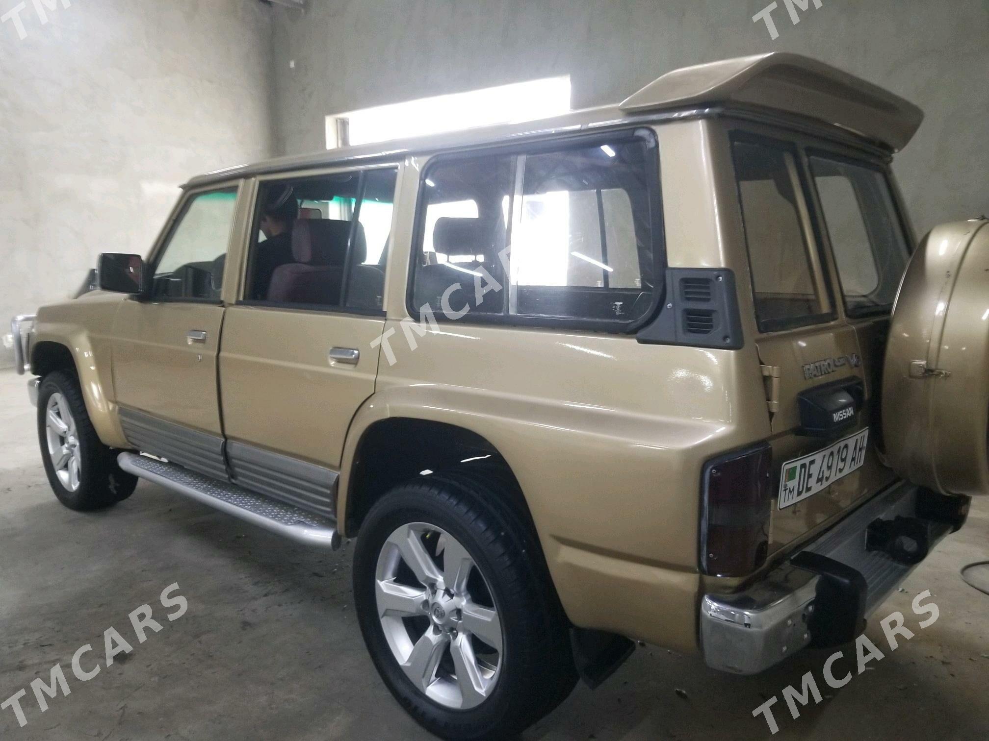 Nissan Patrol 1993 - 120 000 TMT - Бузмеин - img 5