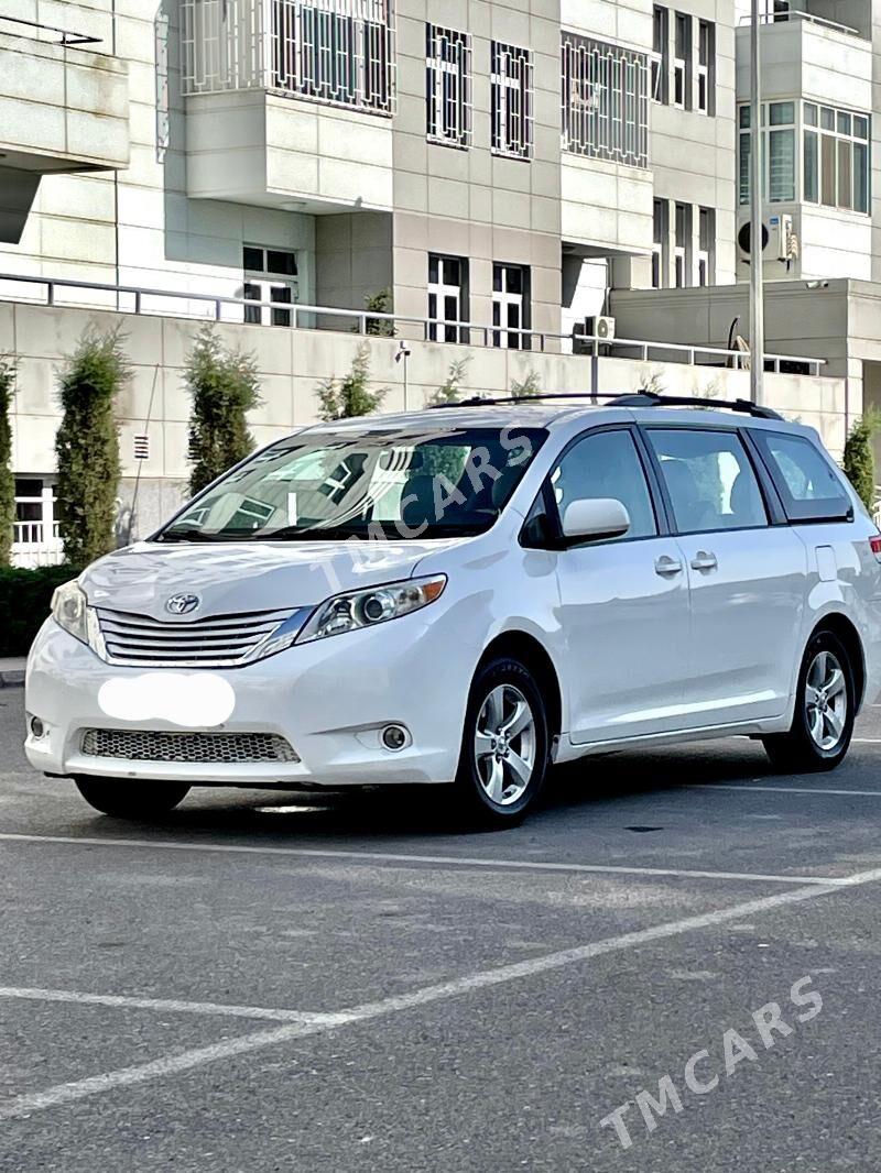 Toyota Sienna 2010 - 290 000 TMT - Мары - img 2