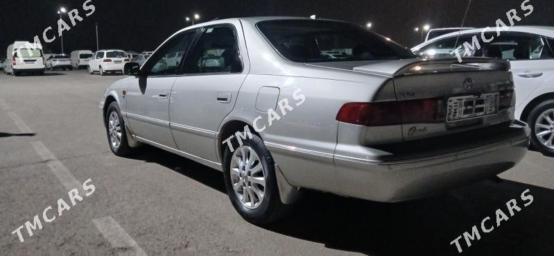 Toyota Camry 2001 - 190 000 TMT - Дашогуз - img 2