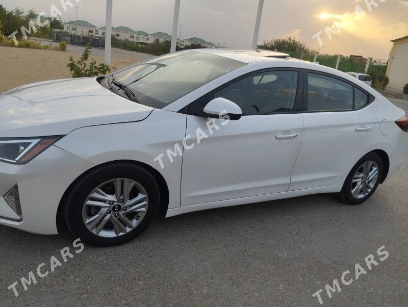 Hyundai Elantra 2019 - 180 000 TMT - Ашхабад - img 2